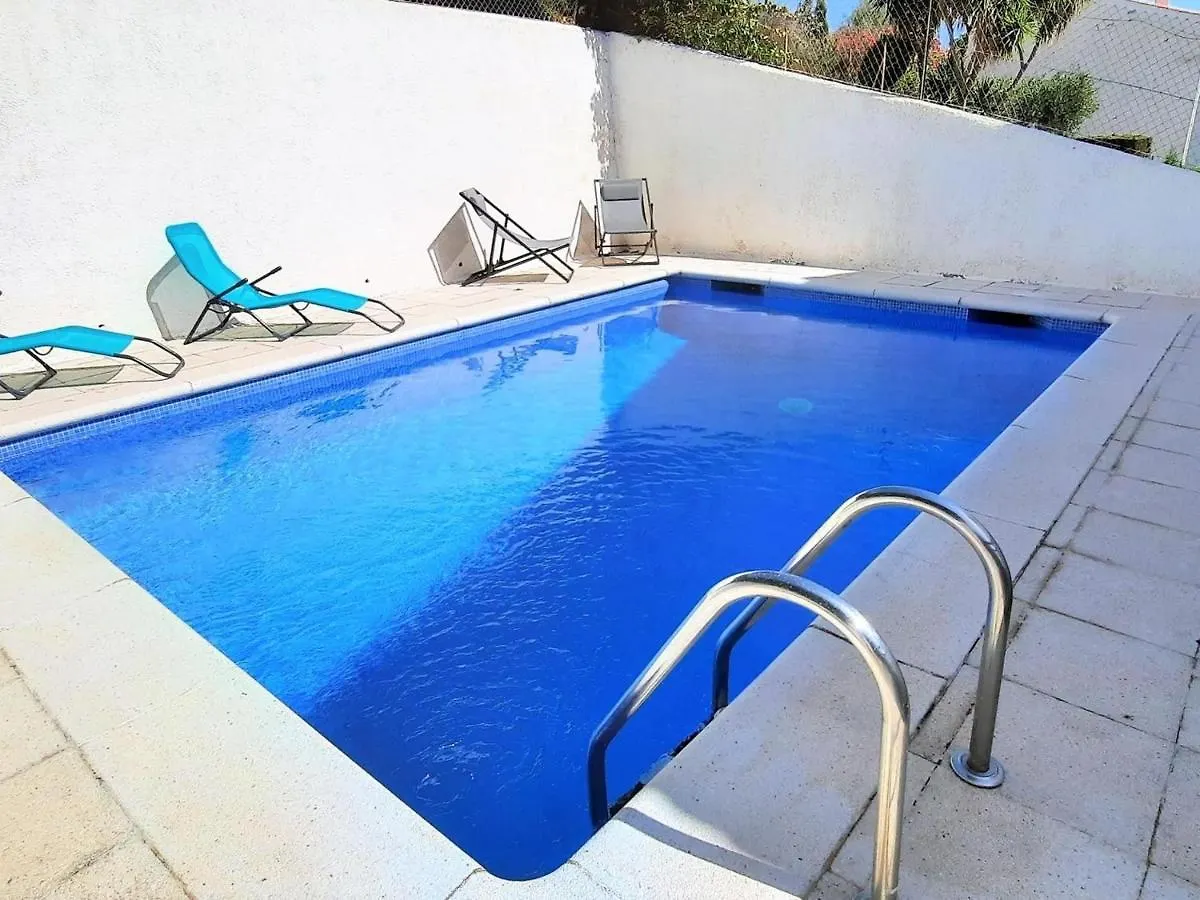 Apartamento En Llanca Con Piscina Privada, Wifi, Aparcamiento Y Se Aceptan Mascotas - Es-170-60