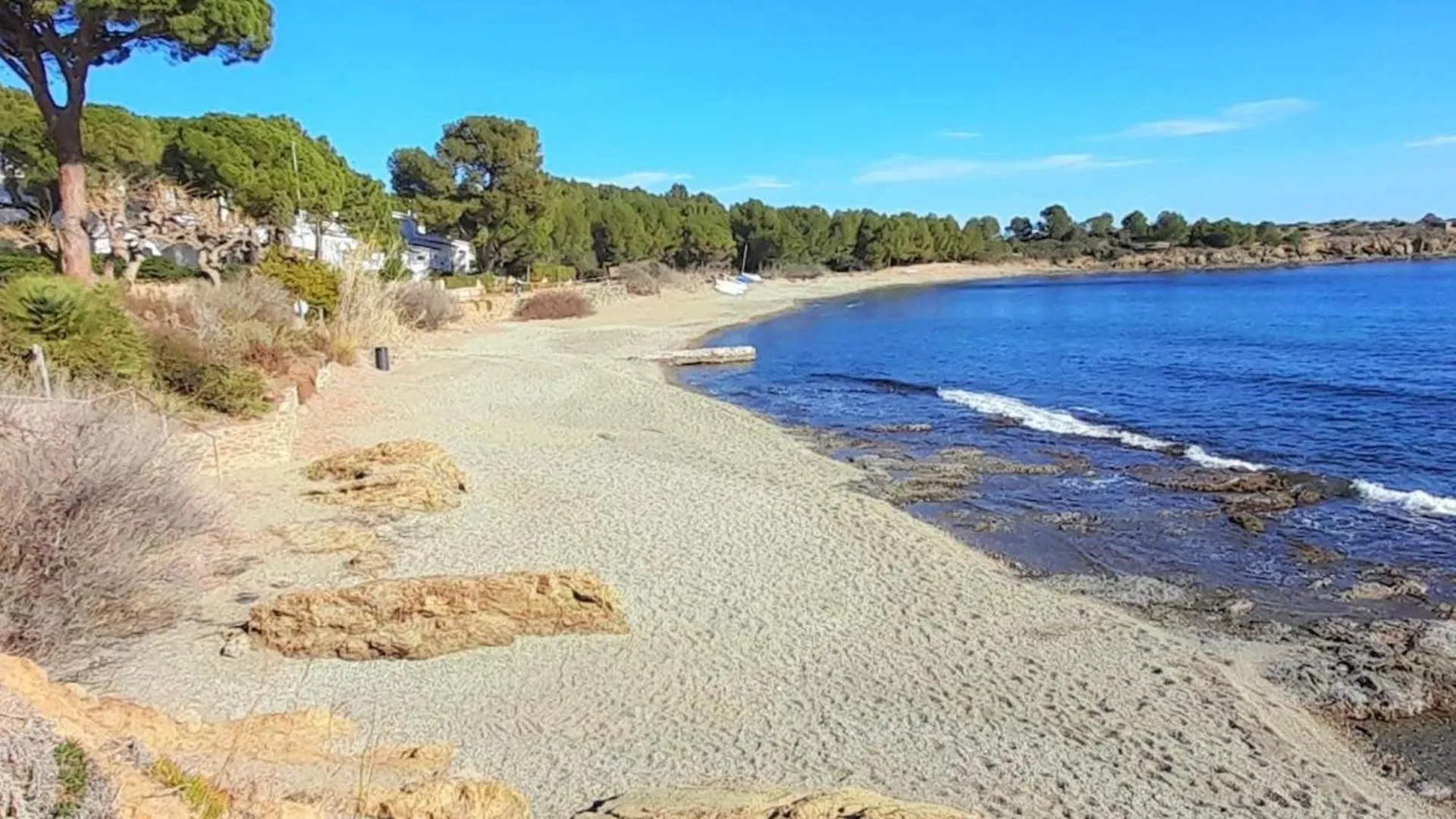 Apartamento En Llanca Con Piscina Privada, Wifi, Aparcamiento Y Se Aceptan Mascotas - Es-170-60 0*,  Spanien